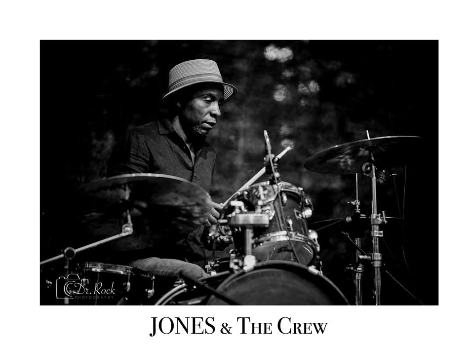 Carlos Dalelane · Drums
